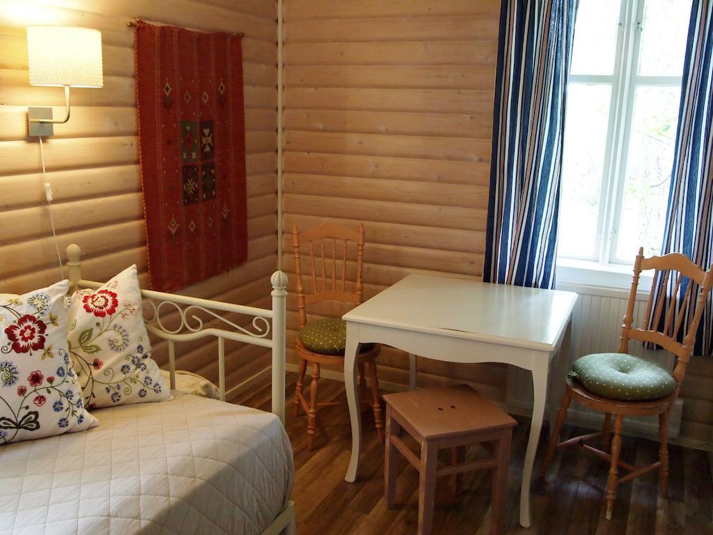 Tammiston Cottages Naantali Phòng bức ảnh